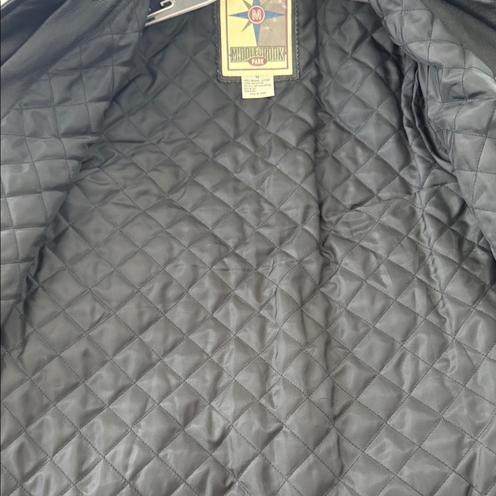Women's Middlebrook Park Vintage Black Leather Jacket size medium - Picture 8 of 9